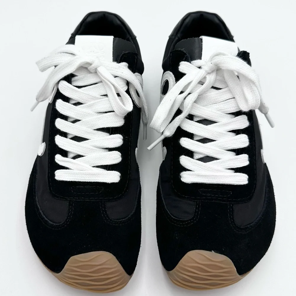 Loewe Ballet Runner 2.0 in nylon and calfskin - Picture 2 of 12